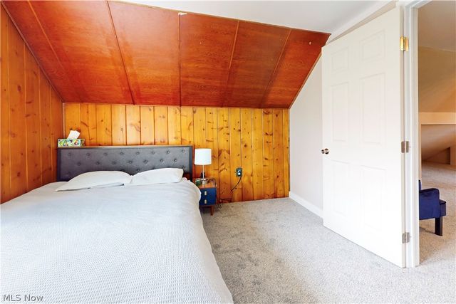 701 Lovers Lane, Steubenville, OH 43953