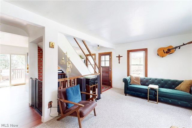 701 Lovers Lane, Steubenville, OH 43953