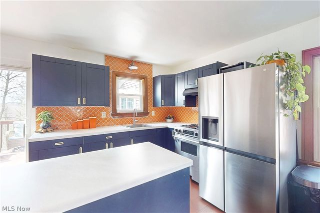 701 Lovers Lane, Steubenville, OH 43953