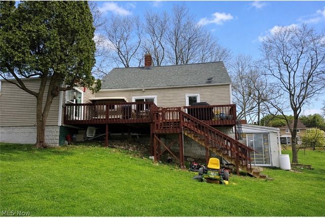 701 Lovers Lane, Steubenville, OH 43953