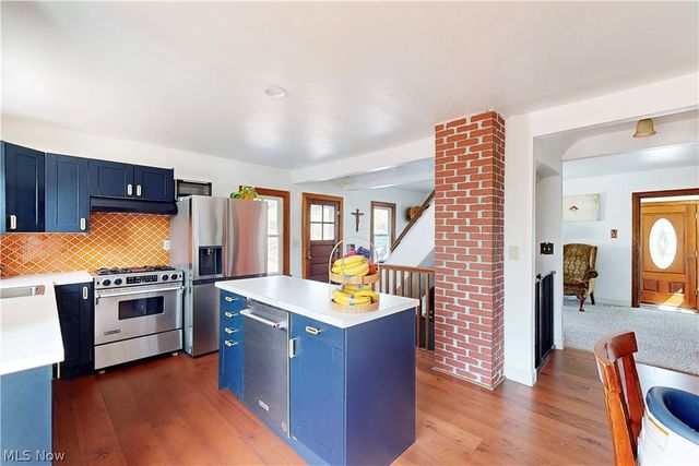 701 Lovers Lane, Steubenville, OH 43953