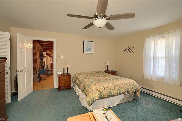 2406 Hallieford RD, Hallieford, VA 23068