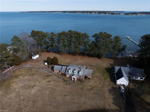 2406 Hallieford RD, Hallieford, VA 23068