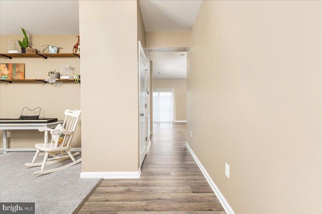 294 AYLESBURY LN, Martinsburg, WV 25403