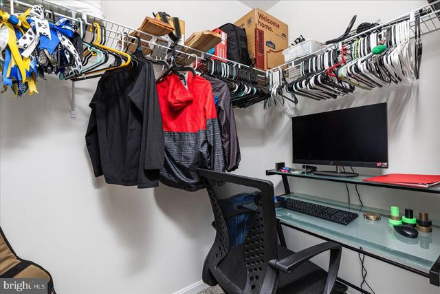 294 AYLESBURY LN, Martinsburg, WV 25403