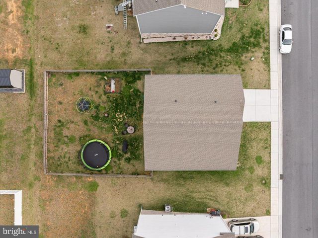 294 AYLESBURY LN, Martinsburg, WV 25403