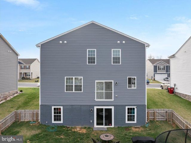 294 AYLESBURY LN, Martinsburg, WV 25403