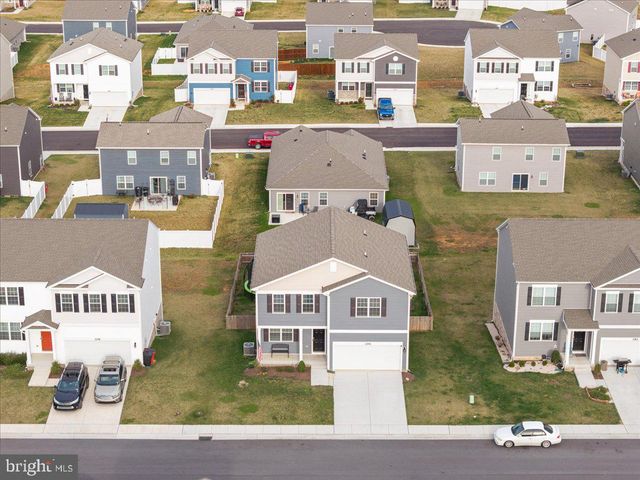 294 AYLESBURY LN, Martinsburg, WV 25403