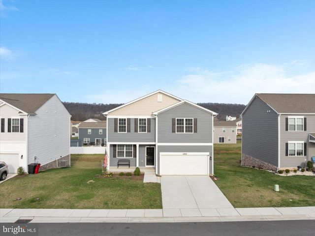 294 AYLESBURY LN, Martinsburg, WV 25403