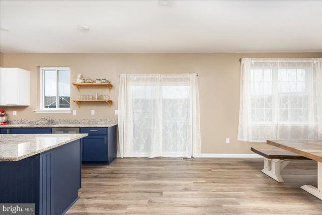 294 AYLESBURY LN, Martinsburg, WV 25403