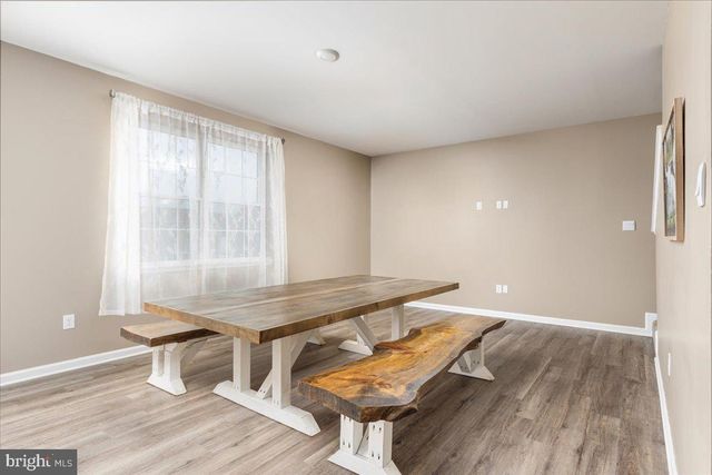 294 AYLESBURY LN, Martinsburg, WV 25403