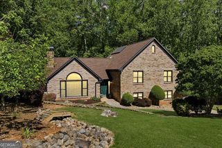 1156 Meadow Oaks Drive NW, Acworth, GA 30102