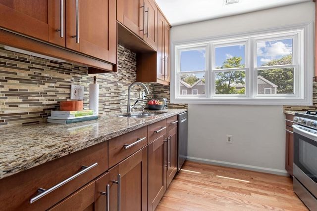 29 Angela Lane 29, Watertown, MA 02472