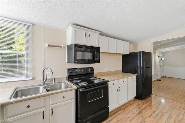 351 Poplar Drive, Lexington, NC 27292