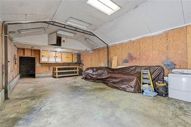 351 Poplar Drive, Lexington, NC 27292