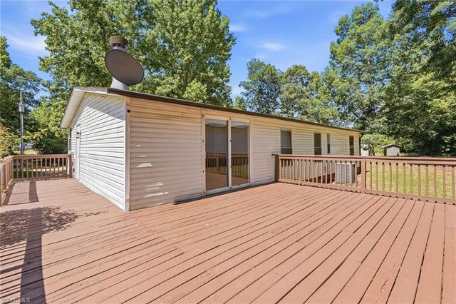 351 Poplar Drive, Lexington, NC 27292