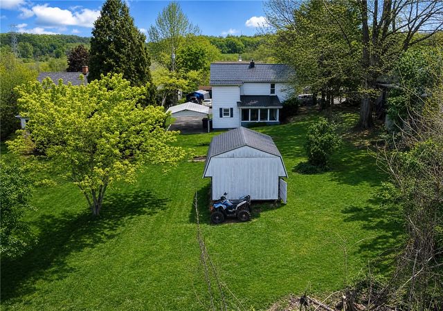 1106 Delaware St, Export, PA 15632