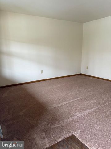 1006 REBECCA STREET, Carlisle, PA 17013