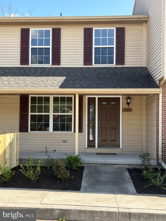 Image 1 of property listing at 1006 REBECCA STREET, Carlisle, PA 17013