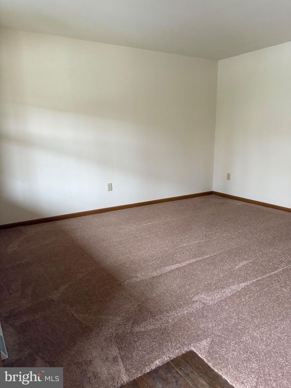 Image 10 of property listing at 1006 REBECCA STREET, Carlisle, PA 17013