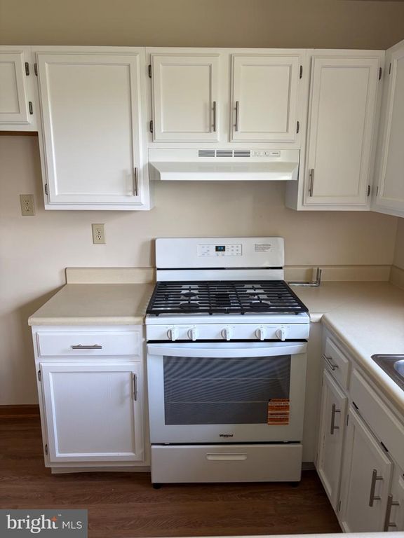 Image 2 of property listing at 1006 REBECCA STREET, Carlisle, PA 17013