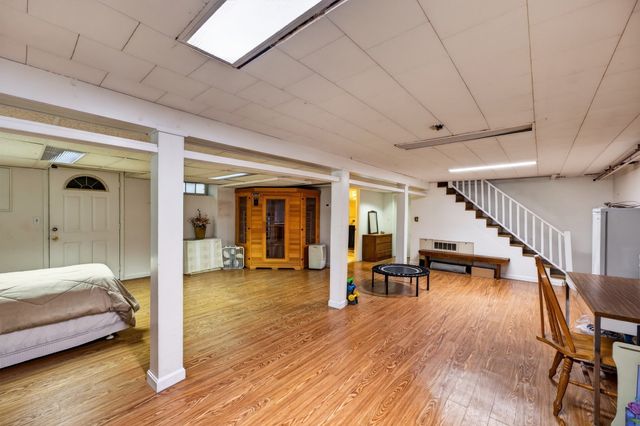 61 Highland Avenue, Dartmouth, MA 02747