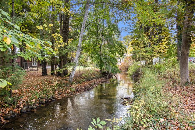 2480 S 148th Avenue, Hesperia, MI 49421