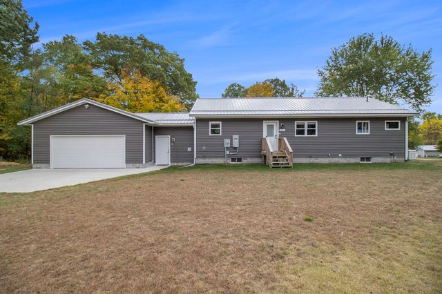 2480 S 148th Avenue, Hesperia, MI 49421