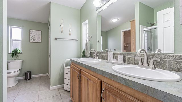 37436 LILLY BEA AVENUE, Zephyrhills, FL 33541