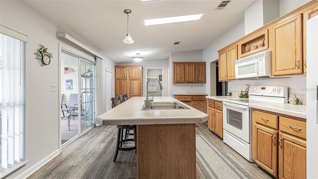 37436 LILLY BEA AVENUE, Zephyrhills, FL 33541