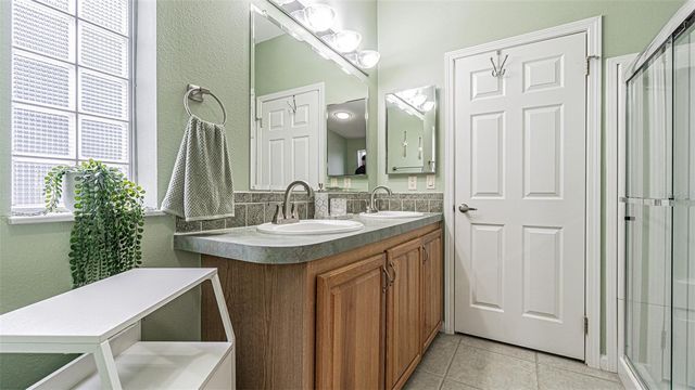 37436 LILLY BEA AVENUE, Zephyrhills, FL 33541