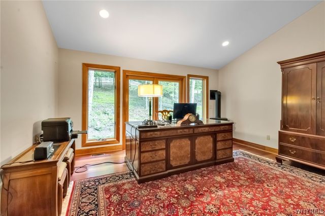 7239 South Abbott Road, Boston, NY 14075
