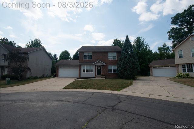 2649 Konrad Ct, Auburn Hills, MI 48326