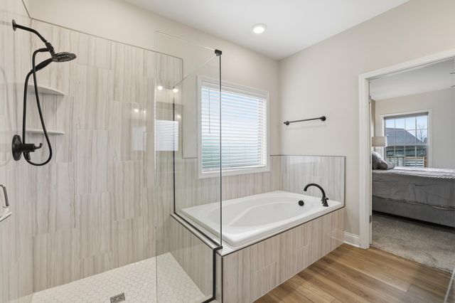 208 Little Leaf Drive, Nicholasville, KY 40356