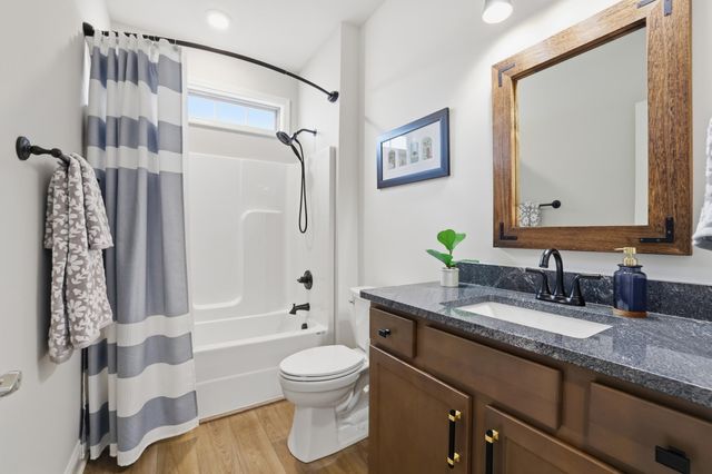 208 Little Leaf Drive, Nicholasville, KY 40356