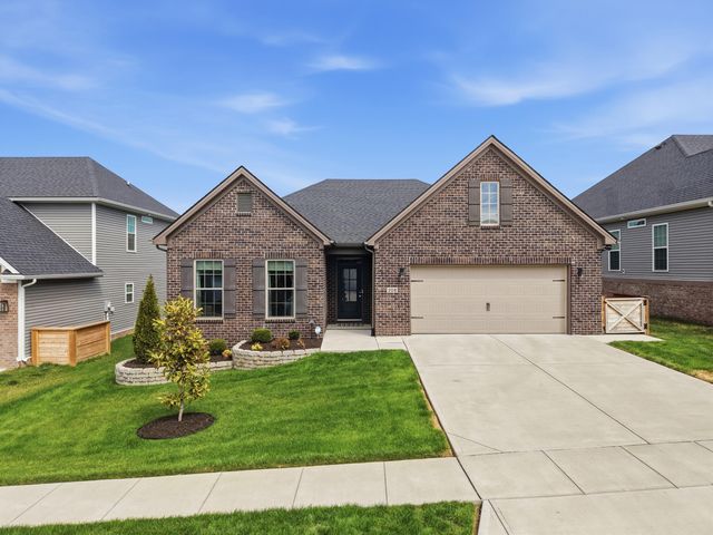 208 Little Leaf Drive, Nicholasville, KY 40356