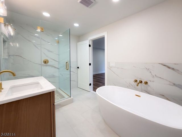 10 Alpine Trl, Vernon Twp., NJ 07462