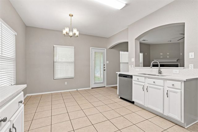 5825 Show Master Lane, Fort Worth, TX 76179