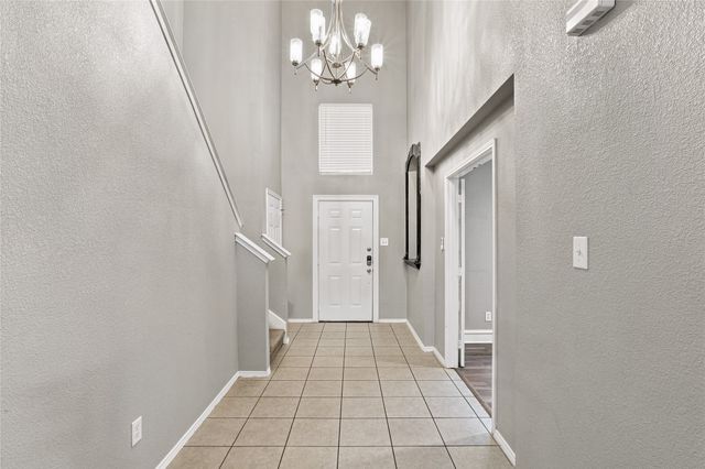 5825 Show Master Lane, Fort Worth, TX 76179