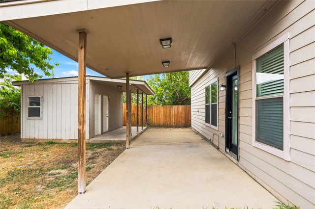 5825 Show Master Lane, Fort Worth, TX 76179