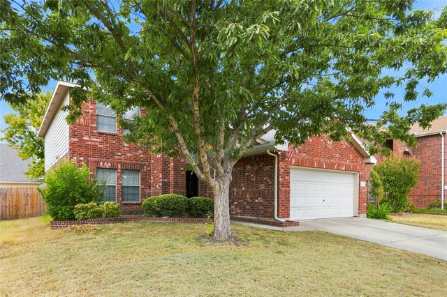 5825 Show Master Lane, Fort Worth, TX 76179