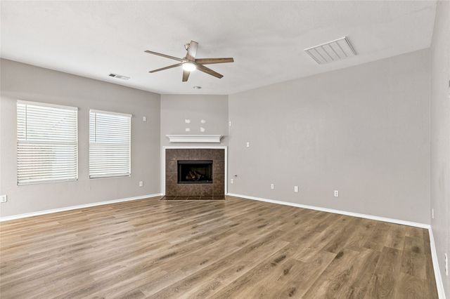 5825 Show Master Lane, Fort Worth, TX 76179