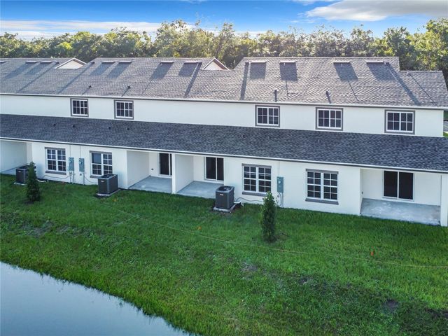 1724 BARTON TOWNE CIRCLE, St Cloud, FL 34769