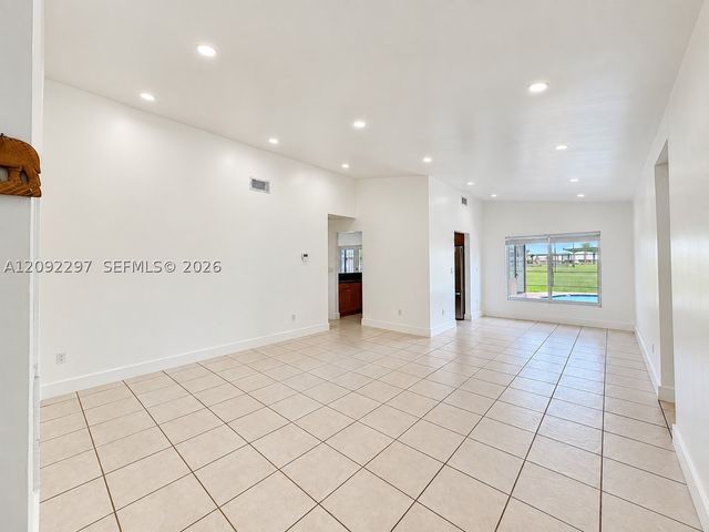 11655 SW 50th St, Cooper City, FL 33330