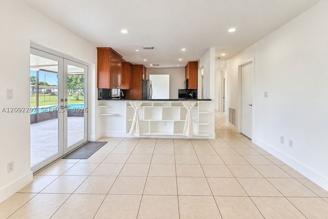 11655 SW 50th St, Cooper City, FL 33330