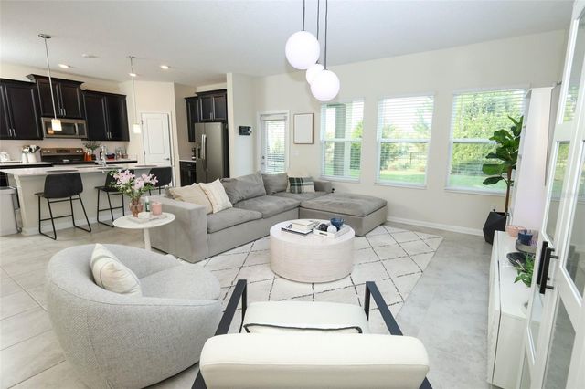 1076 DOWNSWING PLACE, Davenport, FL 33896