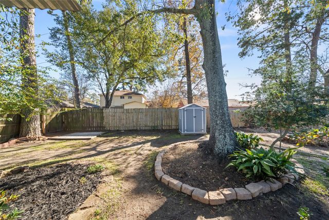 6930 Maple Fox Drive, Humble, TX 77338