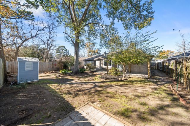 6930 Maple Fox Drive, Humble, TX 77338