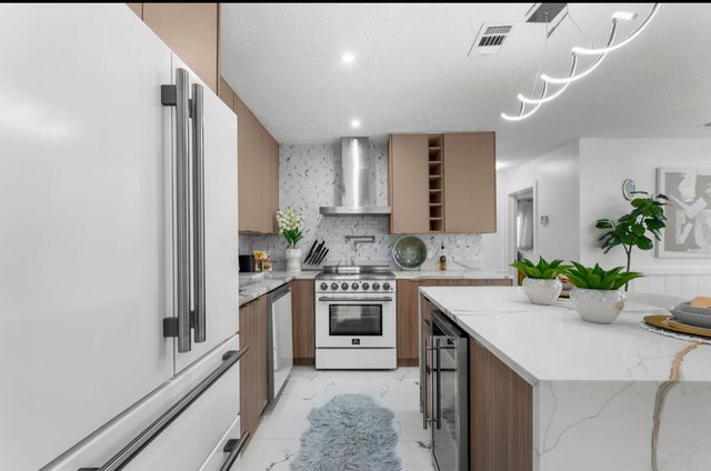 12417 S Indian River Drive, Jensen Beach, FL 34957