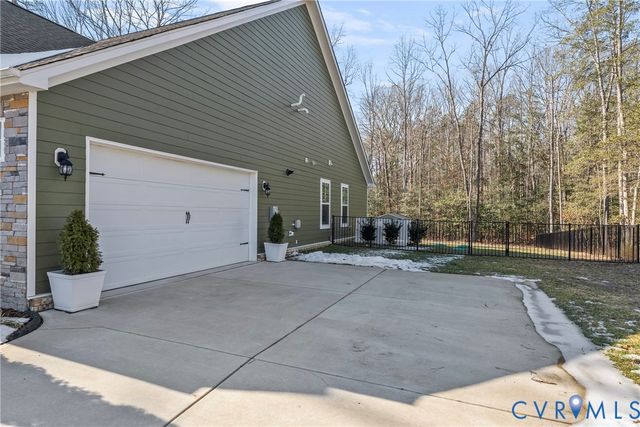 8107 Killbevan Dr, Chesterfield, VA 23838